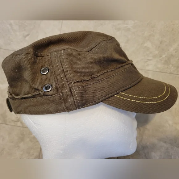 Distressed Labrador Military Style Cap - Picture 3 of 10